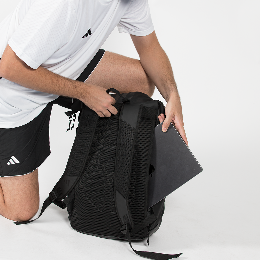 MULTIGAME BLACK BACKPACK 2026