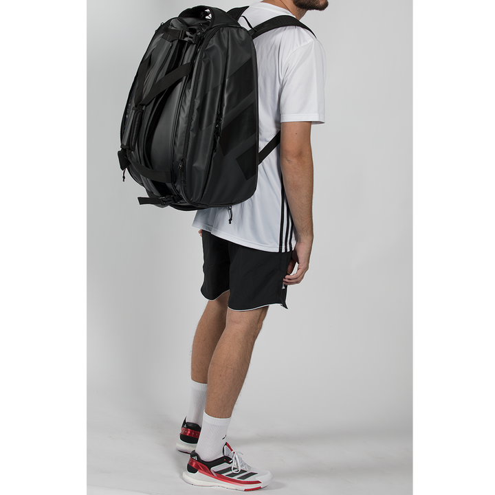 MULTIGAME BLACK RACQUET BAG 2026