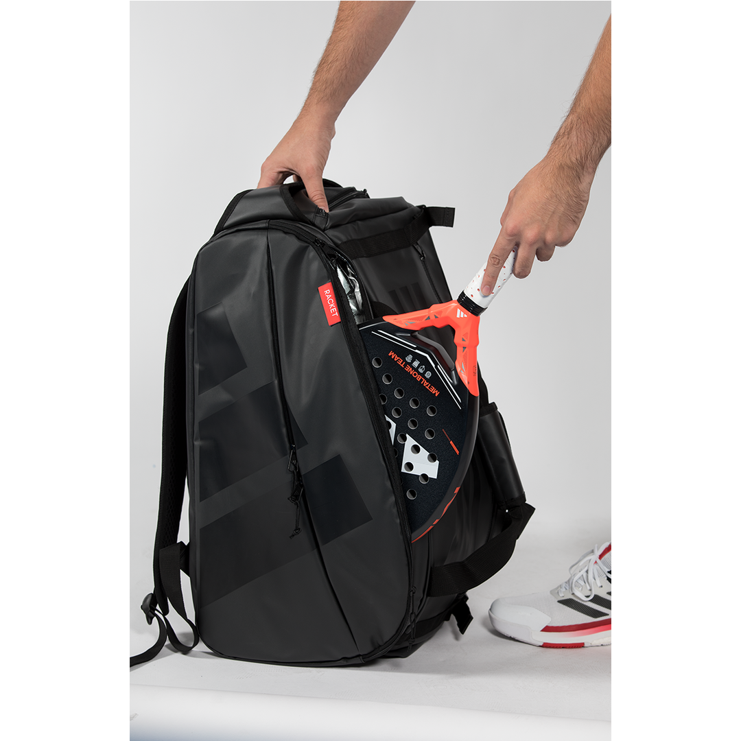 MULTIGAME BLACK RACQUET BAG 2026